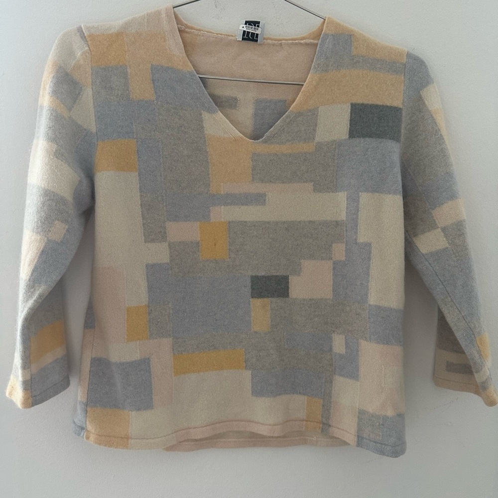 Geometric Patterned Sweater - Cashmere
